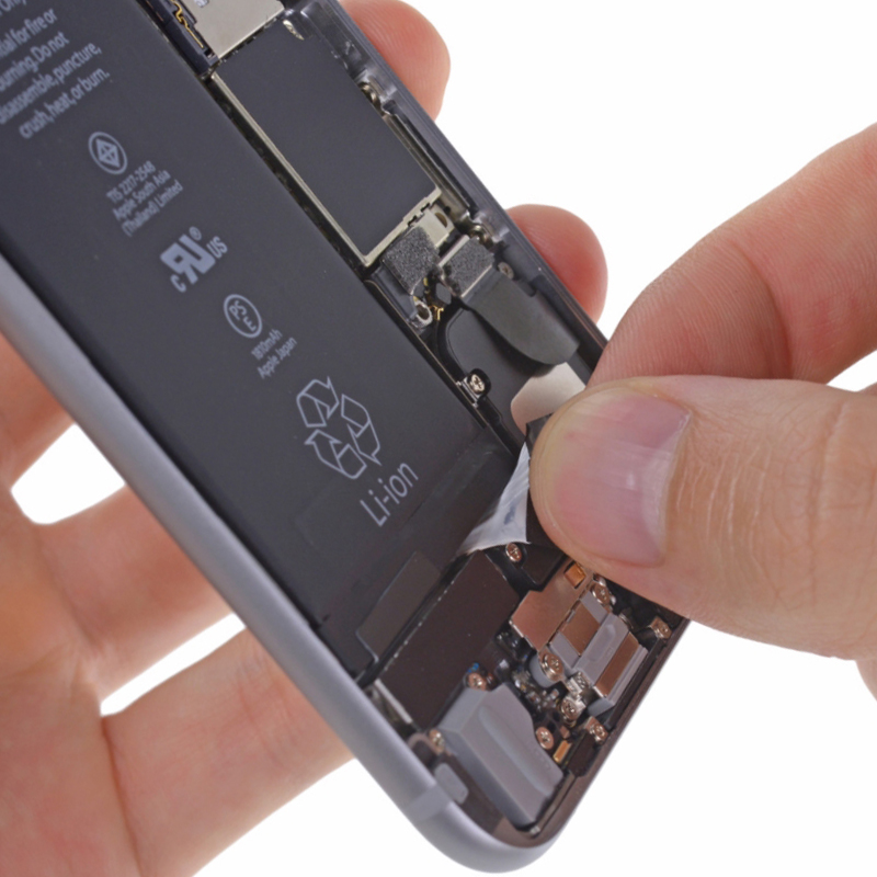 Ремонт и замена батареи iPhone