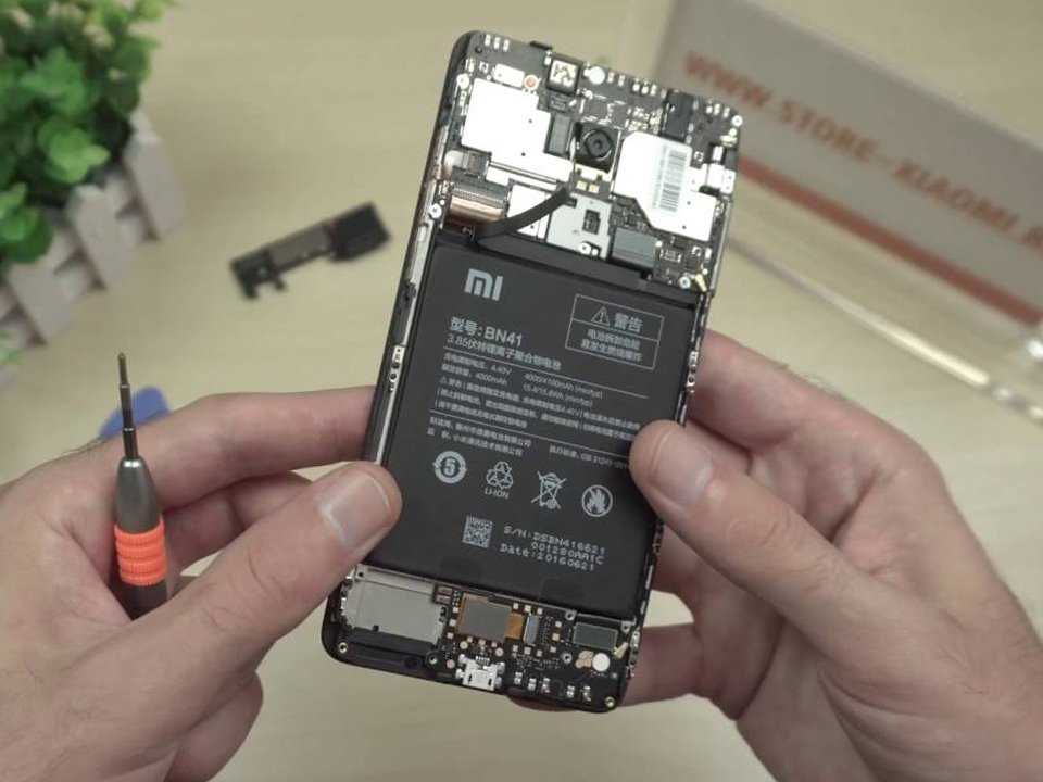 Ремонт и замена батареи телефона Xiaomi
